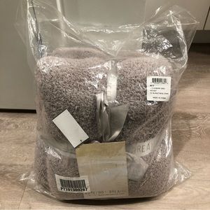 NEW Barefoot Dreams Blanket in Linen/Warm Gray with Heather Stripe